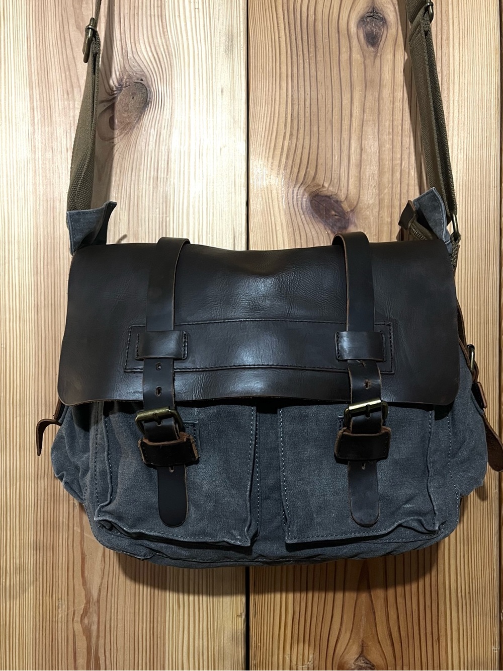 Vintage Style Canvas & Leather Messenger Bag | Unisex Crossbody Field Bag